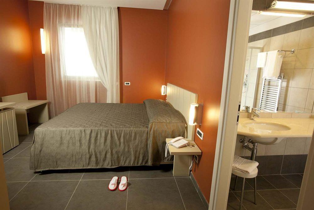 Rolling Hotel Casoria Εξωτερικό φωτογραφία