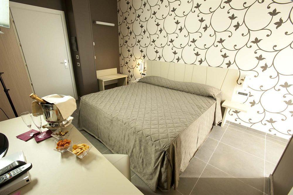 Rolling Hotel Casoria Εξωτερικό φωτογραφία