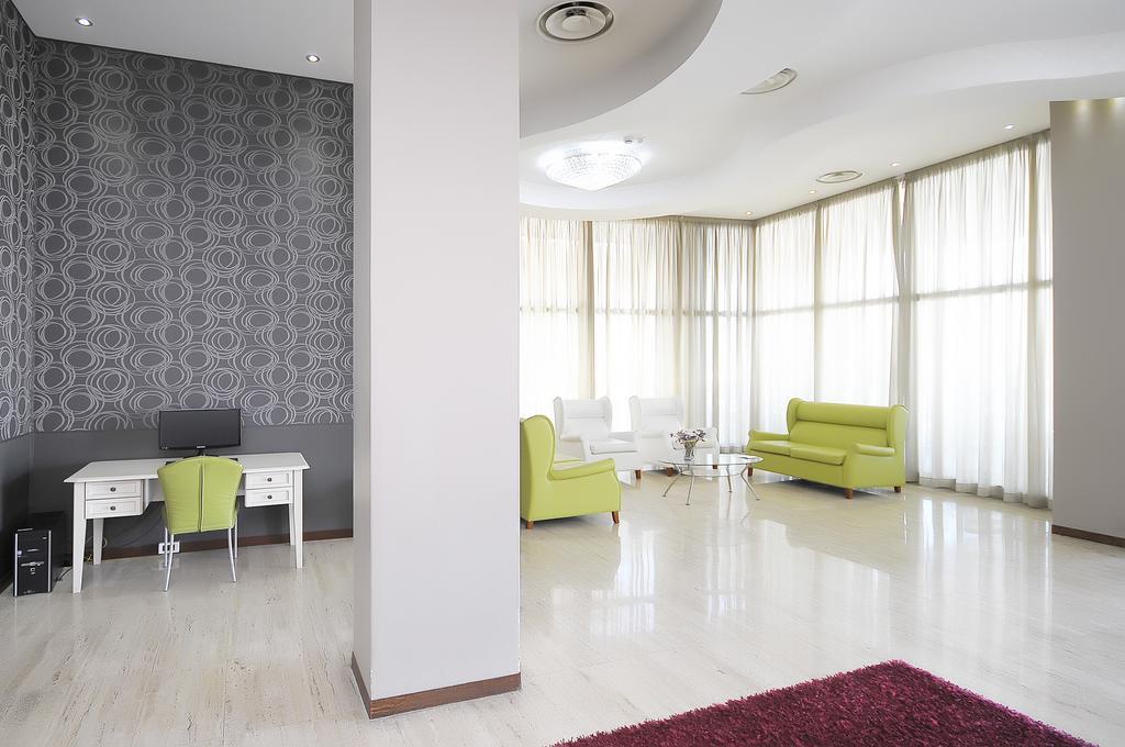 Rolling Hotel Casoria Εξωτερικό φωτογραφία
