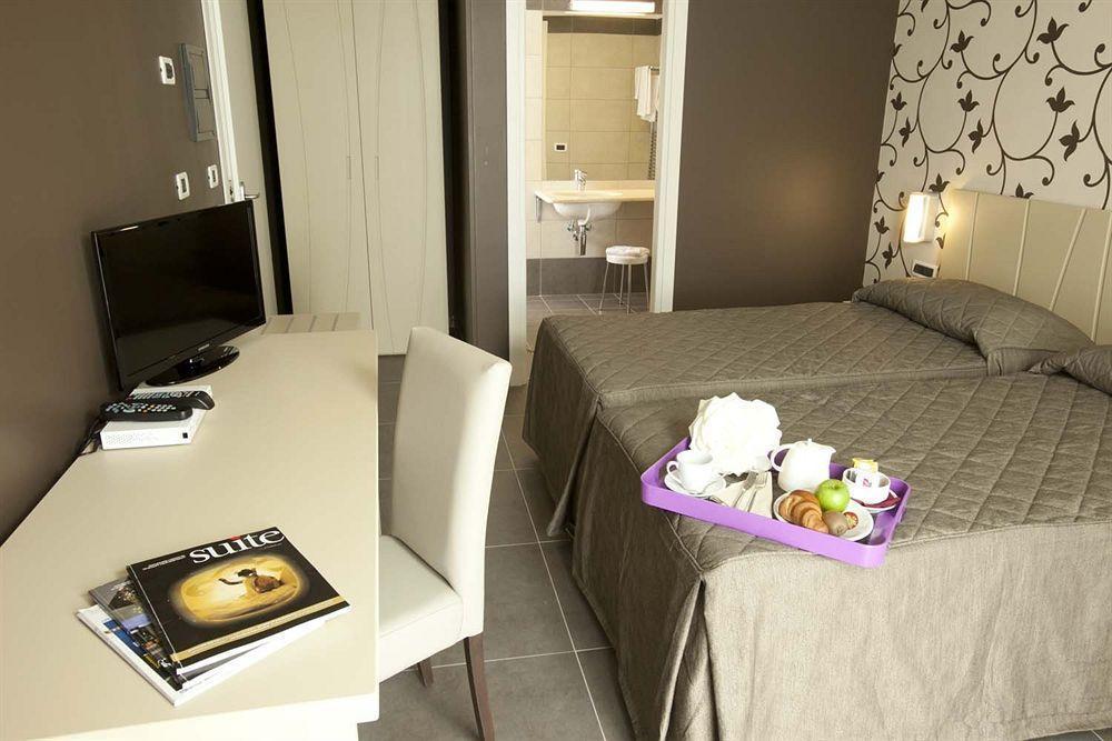 Rolling Hotel Casoria Εξωτερικό φωτογραφία