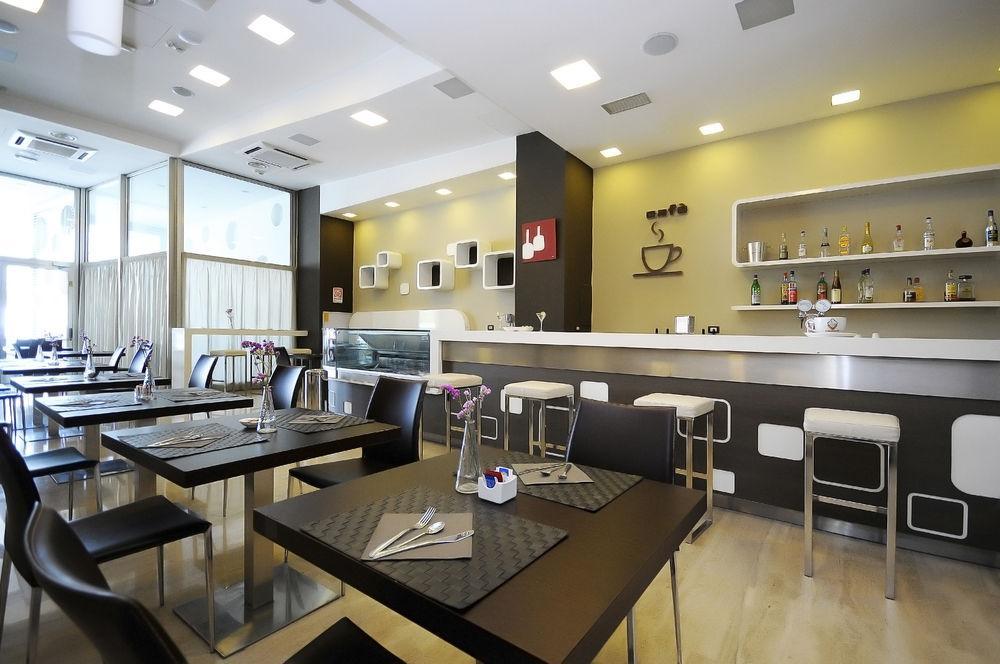 Rolling Hotel Casoria Εξωτερικό φωτογραφία